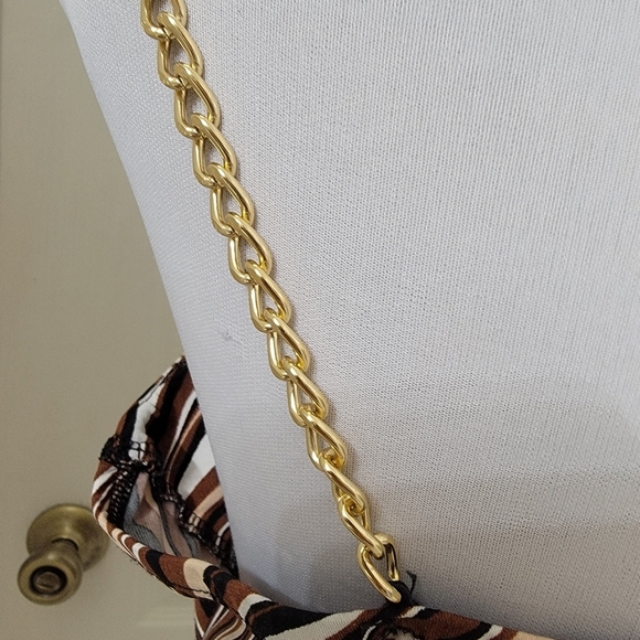 Rue21 Size XL Brown Marbled Swirl with Gold Chain Strap Bodysuit, Gently Used - Picture 6 of 12